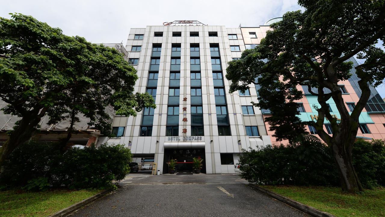 Compass Singapura